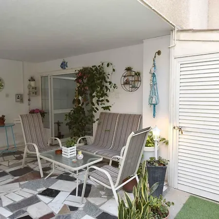 Angela's Luxury * Larnaca