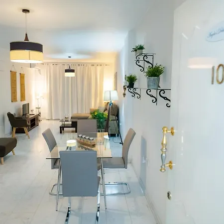 Angela's Luxury Apartment *